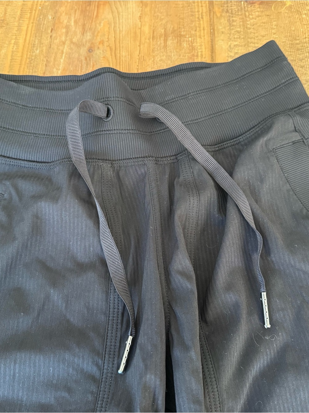 Lululemon Dance Studio Mid-Rise Pants- Size 2 - Picture 4 of 6